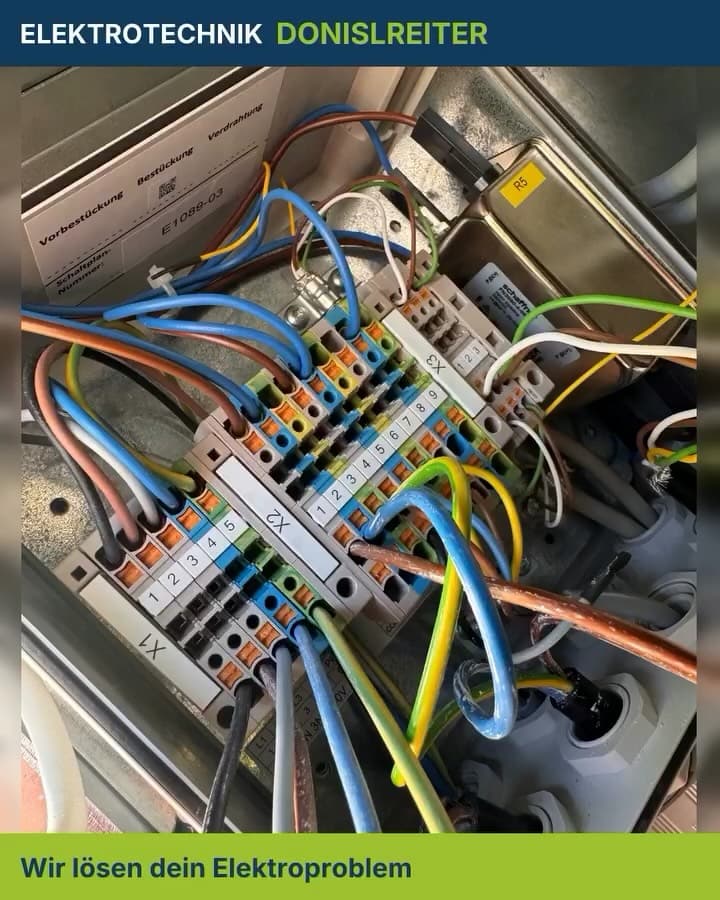 Elektrisches Problem? Jetzt Profi rufen! ⚡
Elektrotechnik Donislreiter kümmert sich schnell und zuverlässig um dein Anl